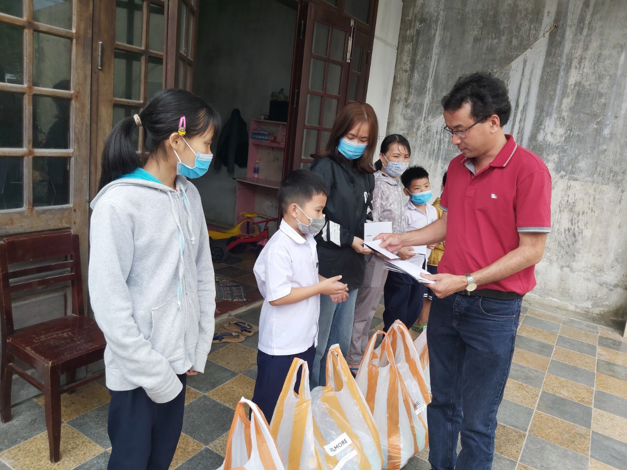 Filmore shared a “Happy, Wealthy Tet” with people in the Central region